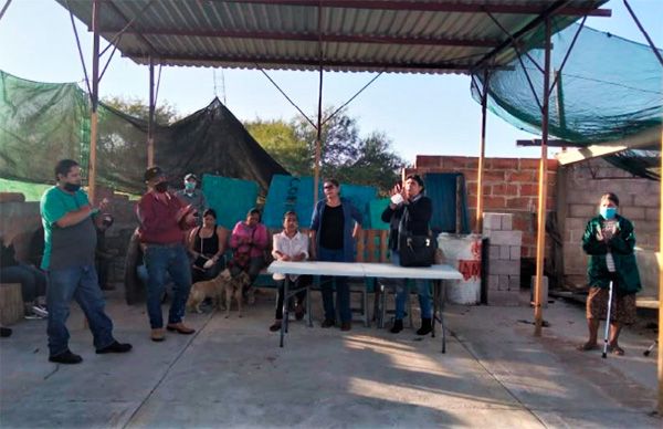 Antorchistas reciben despensas alimentarias del DIF de Valparaíso