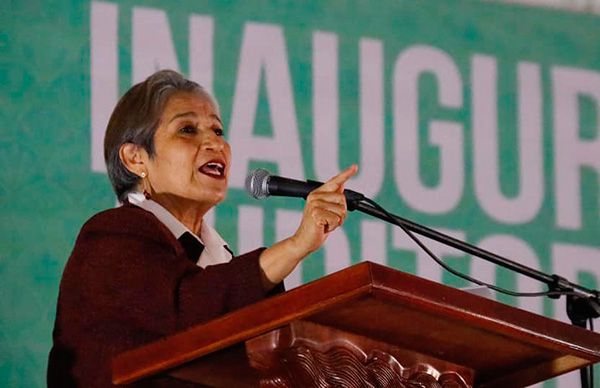 Inaugura auditorio Nancy López García