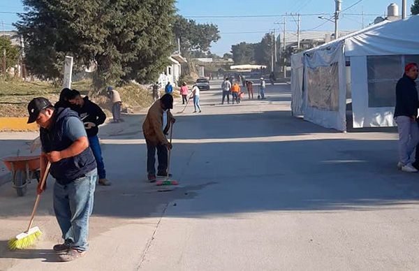 Realizan antorchistas actividades de limpieza en colonia poblana
