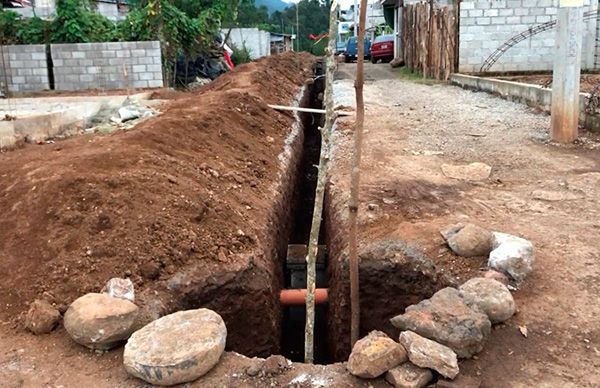 Inicia segunda etapa drenaje y agua potable en Huauchinango