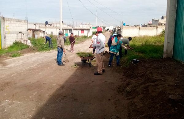 Vecinos denuncian incompetencia de Morena