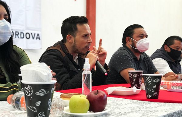 No hay respuesta para apoyar a los pobresØ