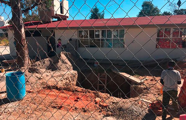 Logran vecinos en colonia de Puebla infraestructura educativa