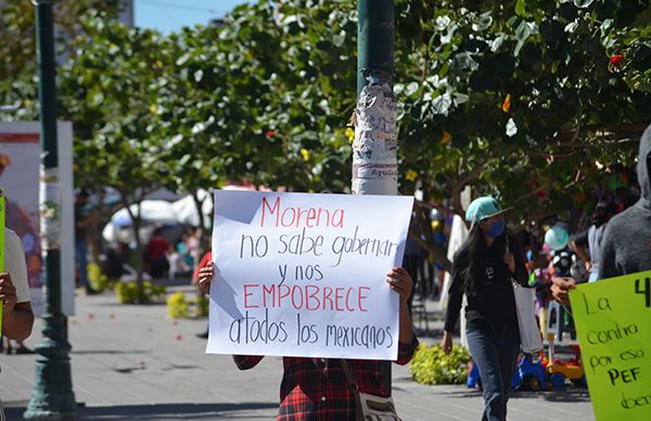 Reprueban mal gobierno, represi¾n polÝtica y falta de obras y servicios