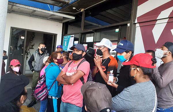 Incumplen funcionarios morenistas obras públicas en Puebla