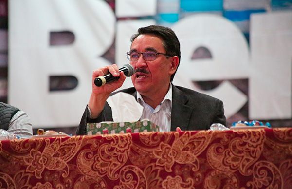 Imparten conferencia sobre redes sociales a antorchistas