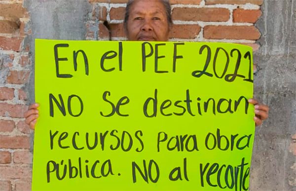 Protestan campesinos de Tezoquipan contra recorte del PEF 2021