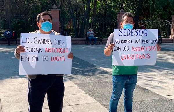 Queretanos reanudan protestas por incumplimiento de Sedesoq