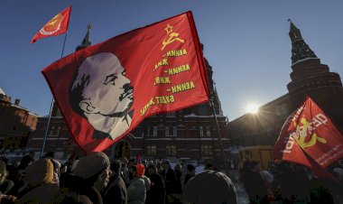 Lenin es joven de nuevo