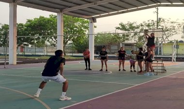 Voleibolistas jarochos, listos para Torneo Estatal de Voleibol