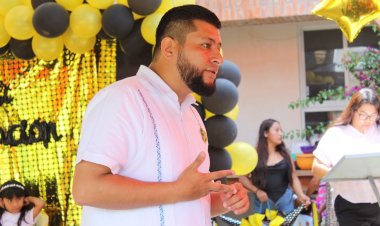 Clausura de preescolar y primaria en colonias antorchistas