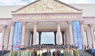 Egresados agradecen a las escuelas y a los pobladores de Tecomatlán