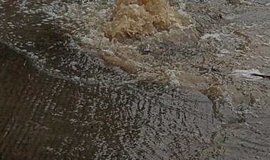 En Ecatepec, coladeras provocan inundaciones, malos olores y focos de infección