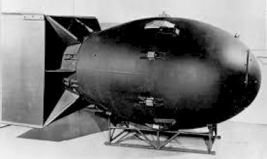 La bomba atómica sobre Hiroshima, el arma del imperio