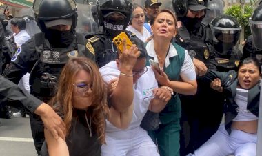 Crisis y maltrato a trabajadores de la salud