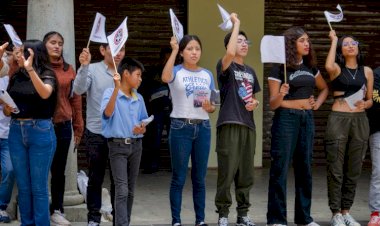 Antorcha en Querétaro condena represión estudiantil en Oaxaca