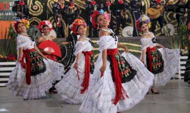 La cultura y el arte en defensa de estudiantes y sus albergues en Oaxaca