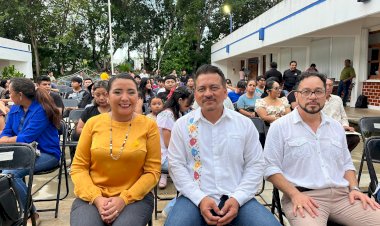 Espectacular actuación de los Grupos Culturales Nacionales de Antorcha en Felipe Carrillo Puerto, Quintana Roo