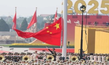 ENSAYO | Estados Unidos y China: decadencia y futuro V/V