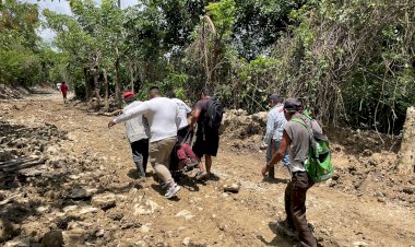 Caminos en abandono ponen en riesgo a comunidades de Huehuetla y San Bartolo Tutotepec