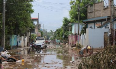 Álamo, en emergencia; sepultado bajo el lodo