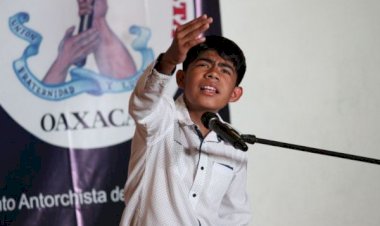 La poesía, el mejor instrumento de la palabra hablada