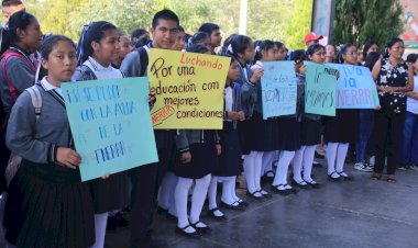 Triunfa lucha estudiantil de Tecomatlán