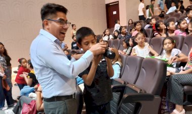 CRÓNICA | Detrás de cámaras, cucharadas de información