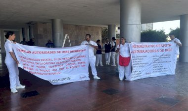 Mexicanos, sin salud y sin dinero